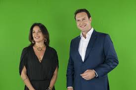 1,751,004 likes · 366,071 talking about this. F5 Colunistas Zapping Cristina Padiglione Domingo Espetacular Da Record Tera Novo Cenario Com Carolina Ferraz 09 07 2020