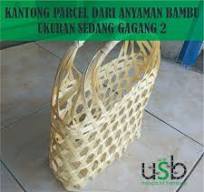 Kantong atau Keranjang Parcel dari Anyaman Bambu Ukuran Sedang