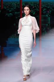 Mercedes Benz China Fashion Week Ss16 Runway Review Slide Show Pakaian Payet Pesta