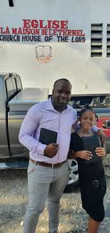 Fr Luckson Zòn Pa Fè Moun