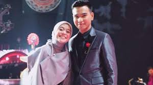 Check spelling or type a new query. Biodata Hari Juara 3 Lida 2020 Dari Jambi Keluarga Sederhana Dan Buat Lesti Kejora Terpesona Halaman 2 Surya