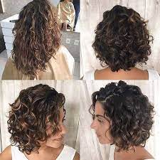 9 Kurze Lockige Frisur Lockige Frisuren Kurze Lockige Frisuren Haarschnitt Fur Lockige Haare