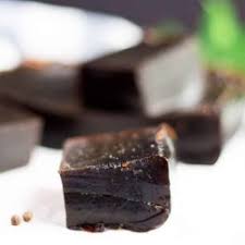 For a tasty stock dissolve 1 cube in 190ml of boiling water. Kitchen Basics Homemade Beef Stock Cubes