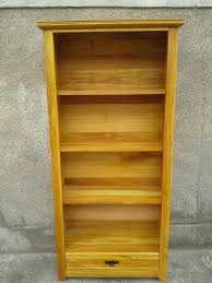 Estante Em Madeira De Vinhatico Madeira De Madeira Estante