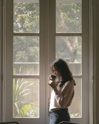 Terdiri dari single lady gaga yang terbaru, soundtrack film trolls world tour, lagu terbaru bts dengan sia. 12 Lagu Enak Didengar Jadul Sampai Kekinian Uss Feed