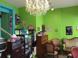 this one goes out to all the vegan ladies crazy cupcake cafe luzern the vegan world traveller luzern cafe home
