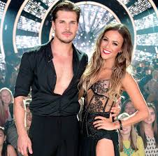 Find and save images from the jana kramer collection by one tree hill (onetreehillmemories) on we heart it, your everyday app to get lost in what you love. Gavin Degraw S Dwts Performance Sings One Tree Hill Theme For Jana Kramer Hollywood Life