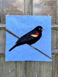 Black Bird With Red And Yellow Wing Tips Red Winged Blackbird Foundation Paper Pieced Quilt Bird Etsy Foundation Paper Piecing Quilt Pattern Download Black Bird