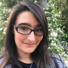 Suzanne Walker's Instagram, Twitter & Facebook