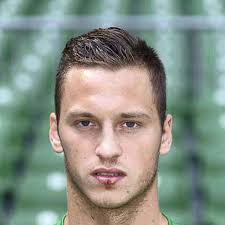 Marko arnautovic on what a woman has to have to catch his attention. Werder Bremen Marko Arnautovic Ich Weiss Nicht Ob Die Mehr Beten Als Wir News