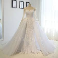 Wandelbares brautkleid mit spitze und austauschbarem rock. Prinzessin Wandelbares Brautkleid 2 In 1 Spitze Langarm Mit Abnehmbaren Tullrock Schleppe