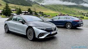 The eqs comes in two versions: 2022 Mercedes Benz Eqs Pricing Revealed For Luxe Ev Sedan Slashgear