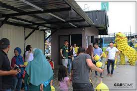 Located strategically right where the old klang road starts, the mall is arguably the most popular shopping complex in kuala lumpur, with a large variety of shops and entertainment outlets. Carsome Inspection Centre At Tesco Extra Ampang Is Now Open Carsome Malaysia
