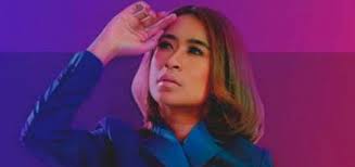 Itu merupakan lirik yang sering menjadi siulan terutama dalam kalangan anak muda remaja pada tika dan saat ini. Selepas Bunga Ara Johari Hadiahkan Paku Kepada Peminat Sensasi Selebriti