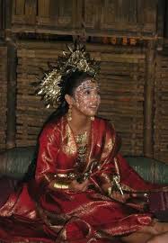 Also, we'll touch upon such topics as the traditional attire of filipino muslims, local tribal outfits, and other. Visayan Woman Philippines Filipino Fashion Filipino Clothing Filipino Women