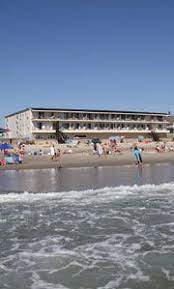Atlantic Oceanfront Motel Room Rates Wells Beach Maine Hotel Maine Hotels Ocean Vacations Vacation Places
