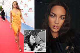 De acuerdo con los informes policiales, la muerte de la modelo de 25 años no está siendo tratada como sospecha de asesinato. Bayern Star Boateng Breaks Up With Model Girlfriend Kasia Who Has His Name Tattooed On Her After She Crashes His Mini