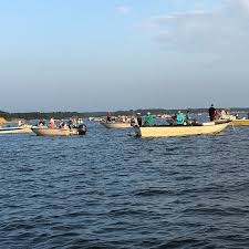 If you're looking to get around from place to place, fastrac's water taxi service can take you to the islands, to that concert at one of the marinas, to other restaurants on the lake, or anywhere you'd like to go. Lake Texoma Fishing Guides Archives Lake Texoma Fishing Guides Aaron Sharp