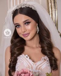 12 ideas de Peinados de novia con velo