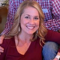 Amanda Sneed's Instagram, Twitter & Facebook