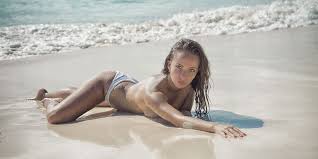 Even if you aren't in college, even if you are in your 30's or 40's this is my favorite place to meet women. Where To Meet Women In Mexico City Dating Guide For Single Men