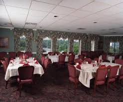 Chosen as a top 10 weekend getaway destination by fortune magazine. The Niagara Banquet Room At The Red Coach Inn Niagara Falls Ny Picture Of The Red Coach Inn Historic Bed And Breakfast Hotel Niagara Falls Tripadvisor