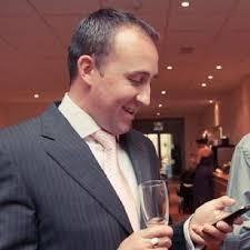 Graeme Ryder (@raydoyle)