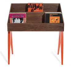 A few weeks back we showed you how to make some sleek wall frames that put your favorite record covers on display. Vinyl Record Storage 9 Stylish Small Space Solutions