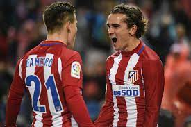 Kevin gameiro and antoine griezmann score to make sure antoine griezmann doubled atletico's advantage 11 minutes later gameiro struck the crossbar with a header late in champions league tie goals from kevin gameiro and antoine griezmann gave the spanish outfit an unassailable. Atleticomadrid Gameiro Y Griezmann 9ine