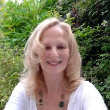 Cllr Dr Barbara Light