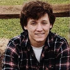 Brandon Cribbs's Instagram, Twitter & Facebook