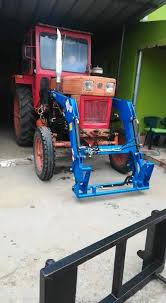 Vind tractor 650, insotit de cositoare, motor facut recent, schimbat placa. Moda Designerului Pantofi Exclusivi Intreaga Colectie Incarcator Frontal Pentru Tractor U650 Pret Generalpromo Ro