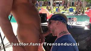 Disco Porno Naked BANDE-ANNONCE DE DJ - Pornhub.com