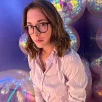 Nicole Messer's Instagram, Twitter & Facebook