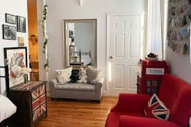 What is 150 square feet in square meters? 250 Square Foot Nyc Studio Apartment Photos Apartment Therapy