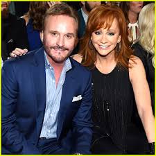 Reba nell mcentire was born on monday, march 28th, 1955, in mcalester, oklahoma. Reba Mcentire Husband Narvel Blackstock Attend Acm Awards 2015 2015 Acm Awards Acm Awards Narvel Blackstock Reba Mcentire Steven Tyler Just Jared