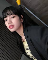 Instagram Post By Lisa Mar 25 2020 At 3 14am Utc Lisa Blackpink Instagram Blackpink Lisa Kpop Girls