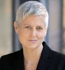 It's Always Sunny in Philadelphia" Sweet Dee Has a Heart Attack (TV Episode  2008)