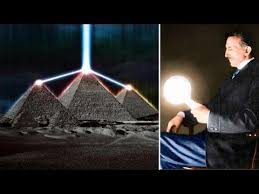 Our Scholars Of Ancient History Present A New Theory Concerning The Great Pyramid Of Giza That You May Not Be Famil Great Pyramid Of Giza Nikola Tesla Pyramids
