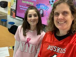 Kimberly Scanlan's Instagram, Twitter & Facebook