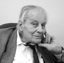 Ambulance kantelt met zwangere er in