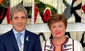 El FMI le envió un mensaje a Caputo tras el anuncio de las medidas de los