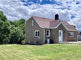 108 Wilmar Ave, Follansbee, WV 26037