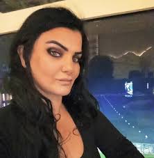 אז בואו ונדבר עליו קצת.... הג'ינג'ר. שעונה גם לשם הישראלי "זנגוויל" שניחן  בהקלה על כאבי מחזור, כאבי בטן, ועוד ועוד סגולות שלא הכרנו. אבל חוץ מלהוסיף  אותו בתה, אין לי רעיונות נוספים