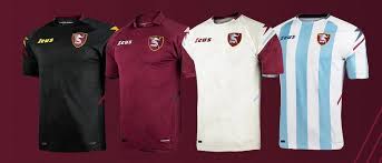 Andrea sinno, la scuola medica salernitana e i suoi mestieri, a cura di marcello napoli, avellino, edizioni ripostes, 2002; 4jvhehwcoec2nm