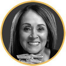 Shirley Munoz's Instagram, Twitter & Facebook