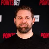 Aaron Briscoe's Instagram, Twitter & Facebook