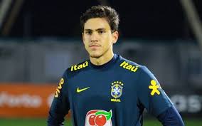 Pedro guilherme abreu dos santos. Flamengo Acerta Com Pedro E Empresario Viaja A Italia Para Tentar Liberacao Da Fiorentina