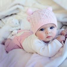 Discovered By Little Smile18 Find Images And Videos About Love Pink And Sweet On We Heart It The App To Get Cute Girl Names Cute Baby Pictures Cute Babies