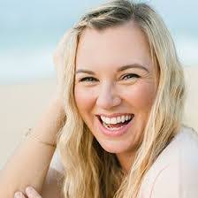 Caitlin Cathey's Instagram, Twitter & Facebook